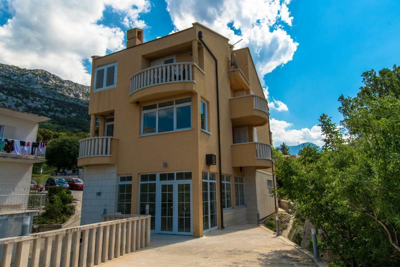 Apartments Marin Брела Экстерьер фото
